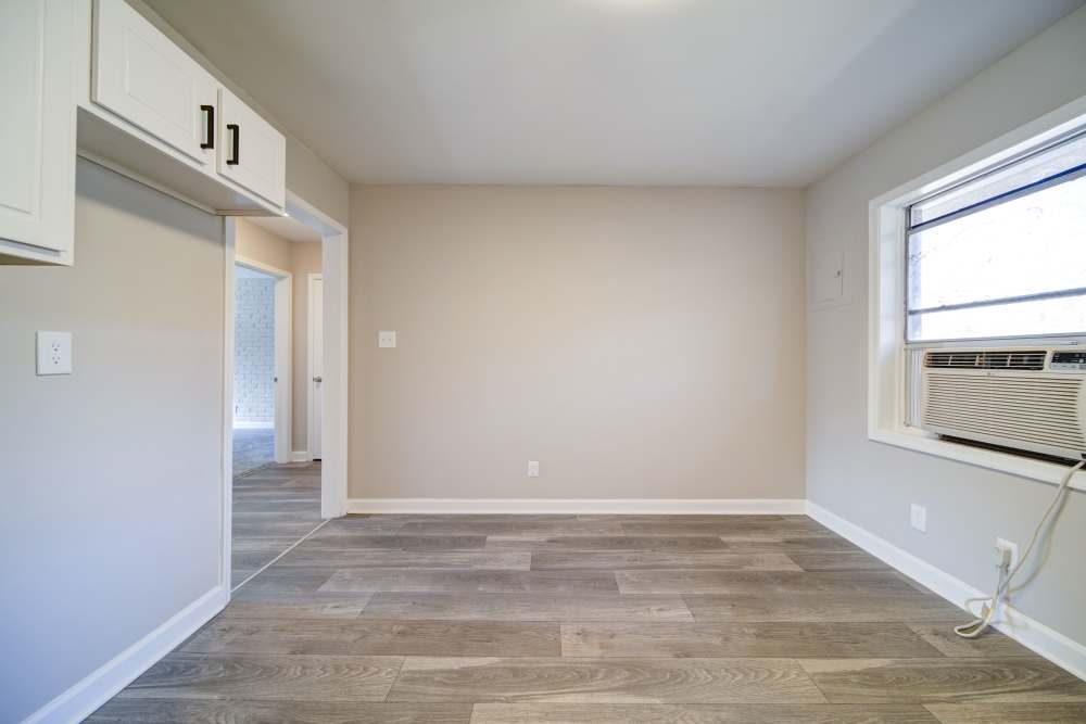 Unfurnished living room at Pine Ridge at Reynolda in Winston-Salem, North Carolina