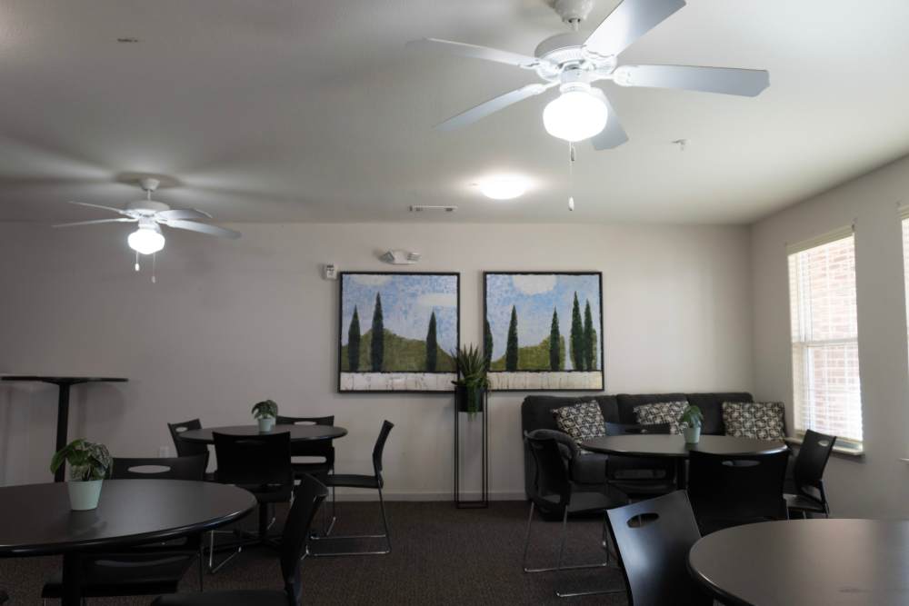 Community dining area at Redland Creek in Lawrenceville, Georgia