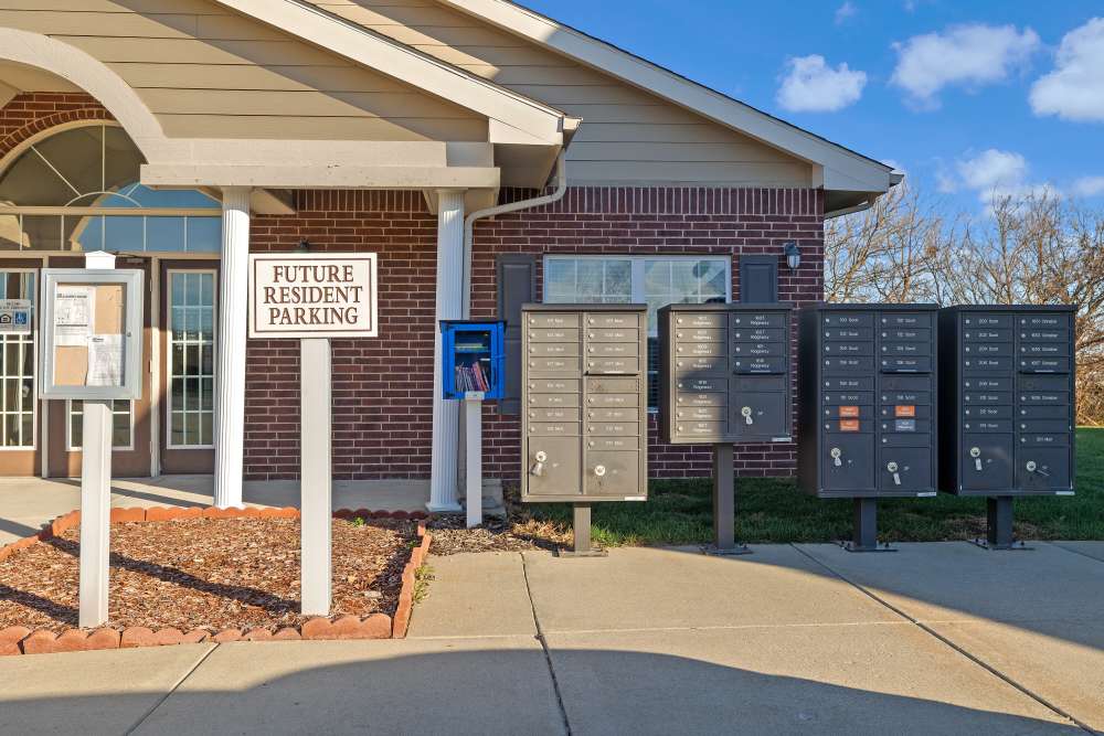 Leasing office at Ridgeway Villas At The Legends in Raymore,Missouri