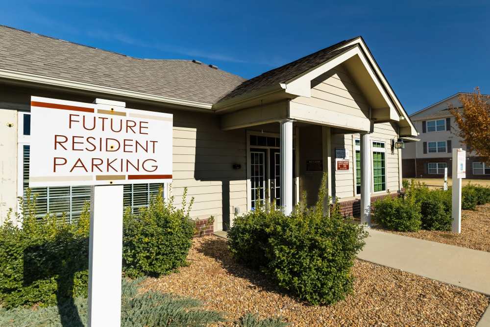 Leasing office at Sunnydale Pointe in Wichita, Kansas