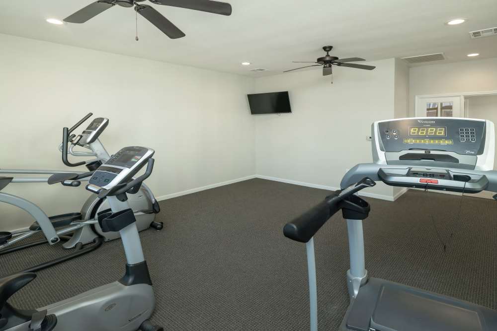 Community fitness center at Sunnydale Pointe in Wichita, Kansas