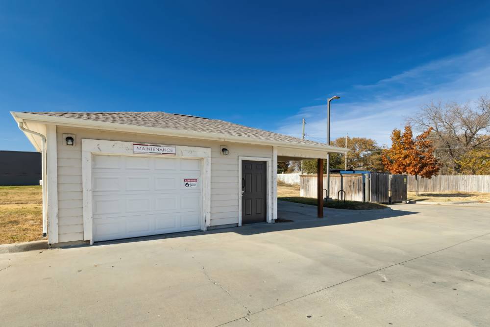 24-hr emergency maintenance room at Sunnydale Pointe in Wichita, Kansas