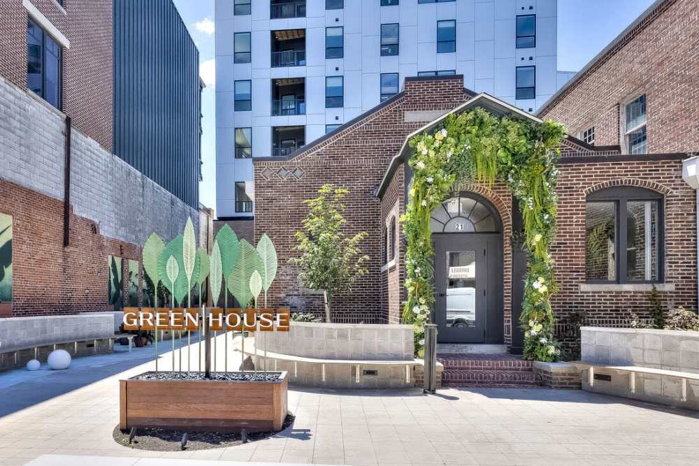 Leasing Office