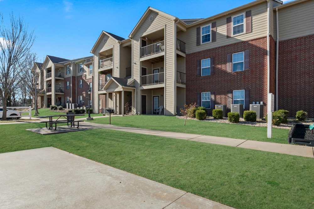  Wickham Gardens in Sapulpa, Oklahoma