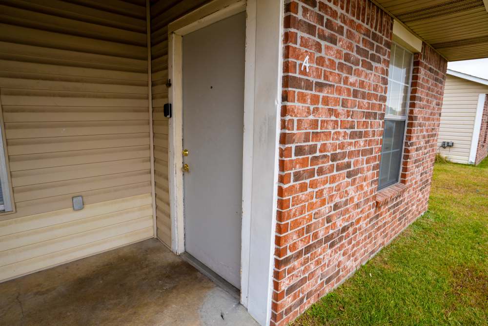 Entrance of apartment at Willowbrook II in Lafayette, Louisiana