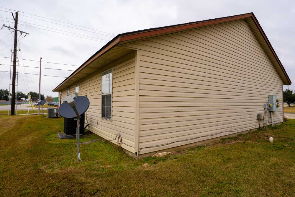 Backyard of the apartment at Willowbrook II in Lafayette, Louisiana
