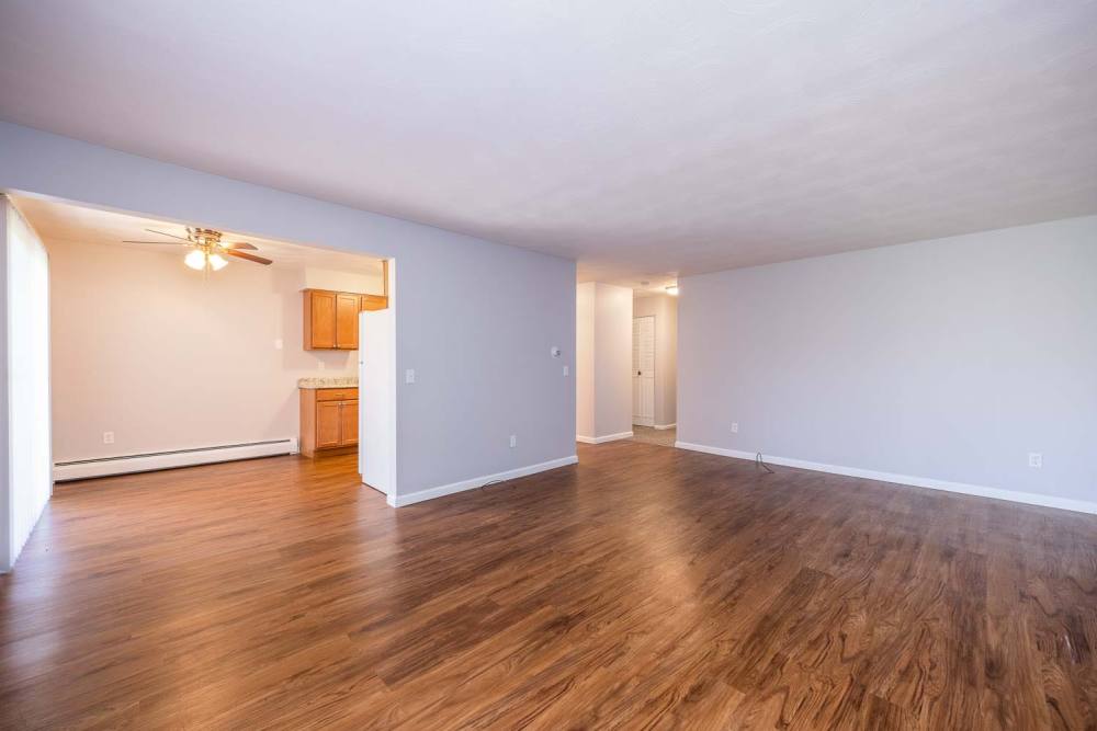 Unfurnished living room at Eastway Manor Apartments in Webster, New York