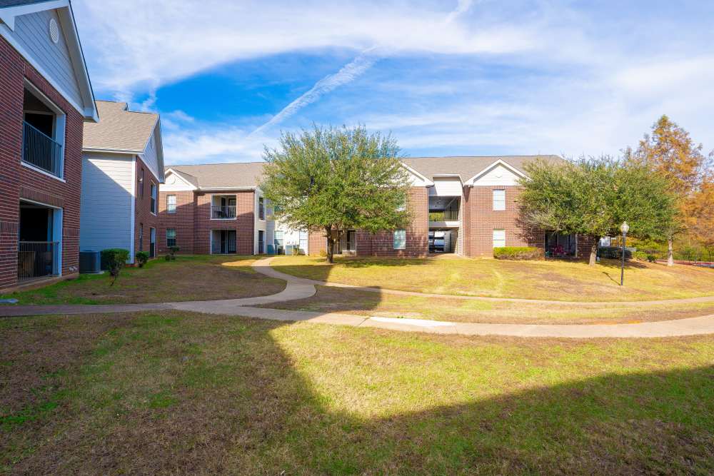 Community courtyard at Timber Village in Marshall, Texas