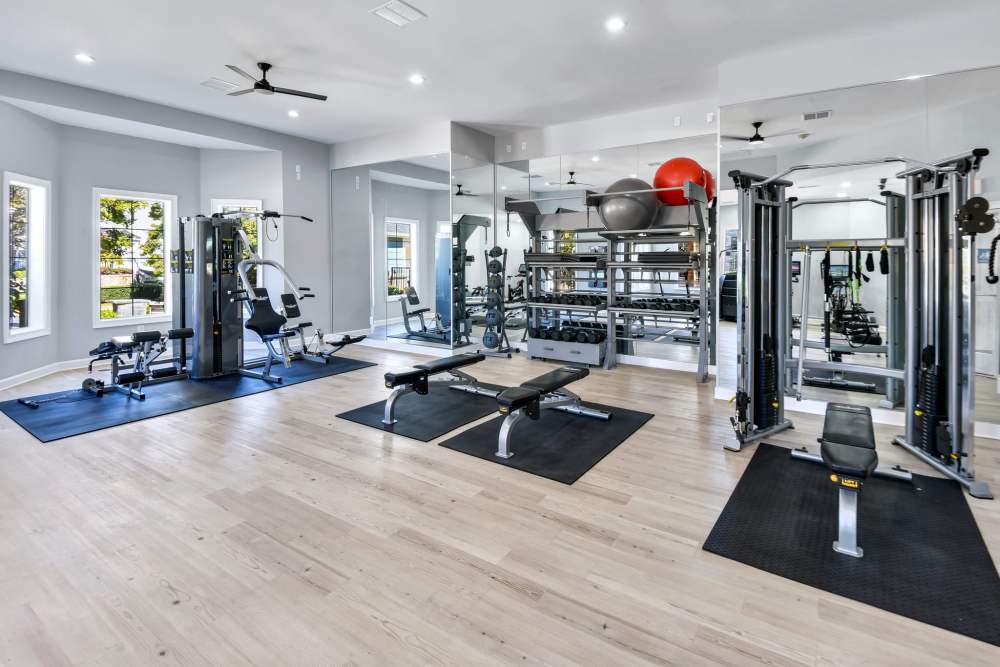 Fully equipped fitness center at Highlands at Alexander Pointe in Charlotte, North Carolina