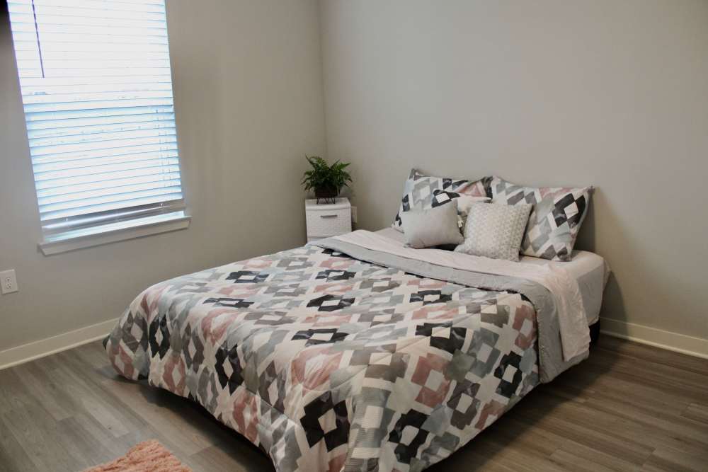 Bedroom with a window at Overlook at Elkhorn Creek in Georgetown, Kentucky