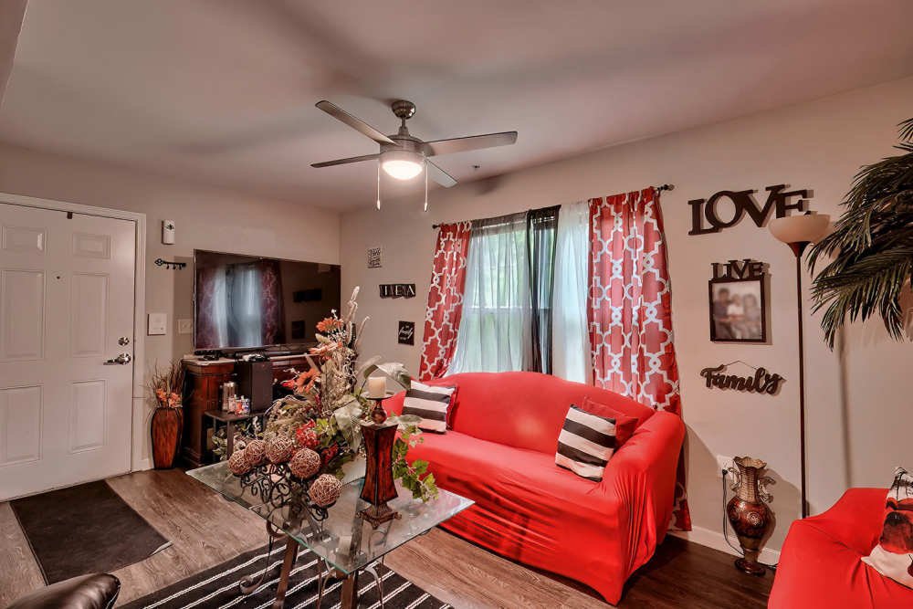 Cozy living room at Lowcountry Crossing in Denmark,South Carolina