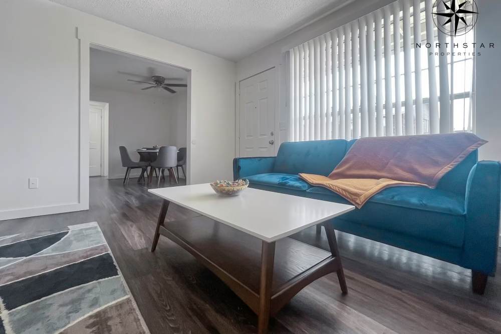 Room with a large window at Quail Ridge in Oklahoma City,Oklahoma