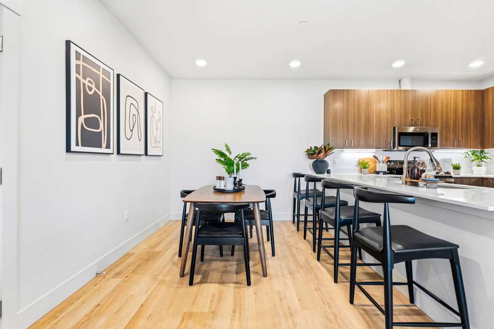 Spacious Modern Kitchen And Dining Area at The Heights at Happy Valley in Happy Valley, Oregon