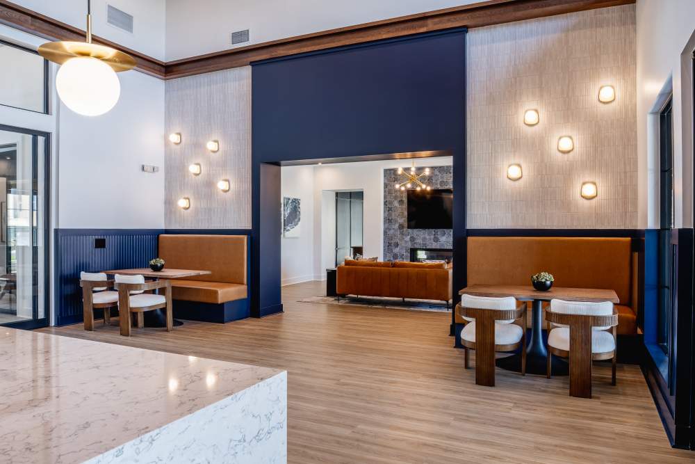 Clubhouse seating and dining area at The Flats at Crosspointe in Columbia, South Carolina
