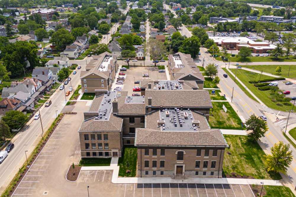 Aerial view of apartment community with landscaped grounds at Starling Yard in Columbus, Ohio