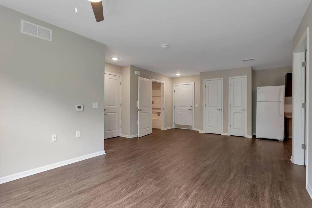 Spacious open layout living area at Wendler Commons in Columbus, Ohio