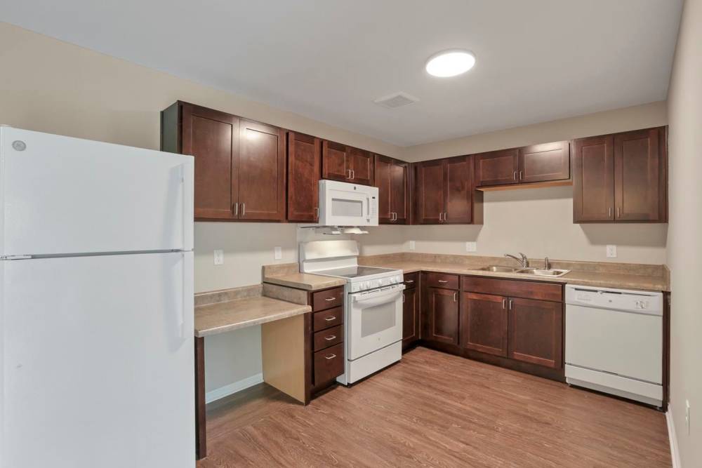Granite countertops and stainless steel appliances at Wendler Commons in Columbus, Ohio