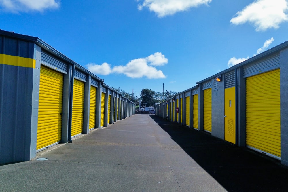Wide driveways at BuxBear Storage Kea'au in Kea'au, Hawaii