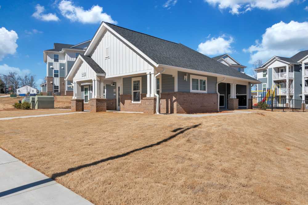 Modern apartment community with stylish architecture at Rivergate Greene in Charlotte, North Carolina