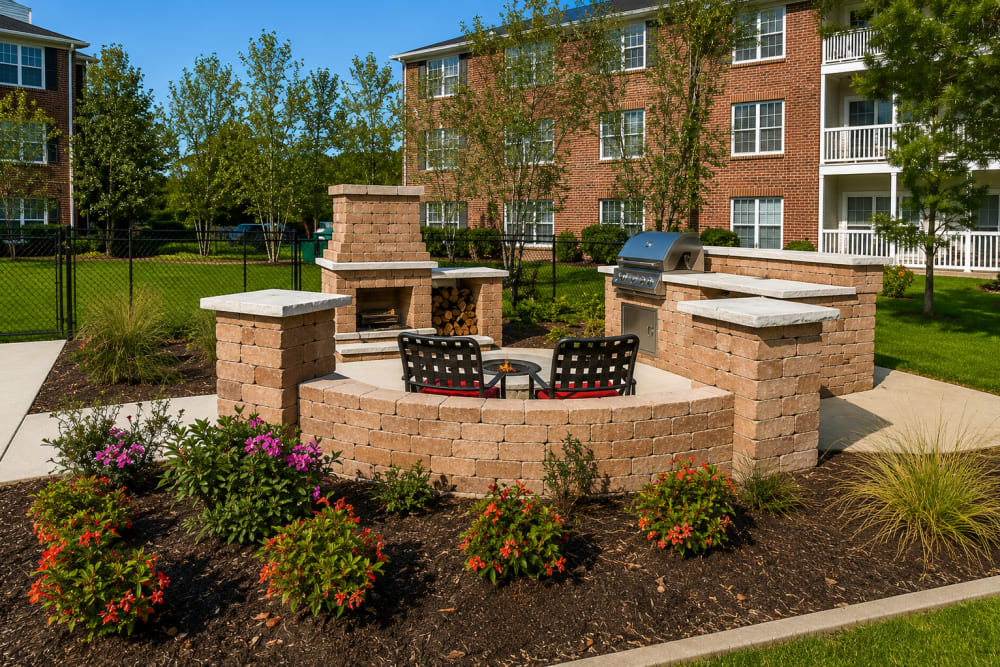 Community fire pit area at Reserve at Jacksonville Commons in Jacksonville, North Carolina