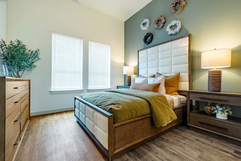 Relax and refresh at Seven17 Lehman in your favorite Studio, 1, 2, or 3 bedroom apartments.