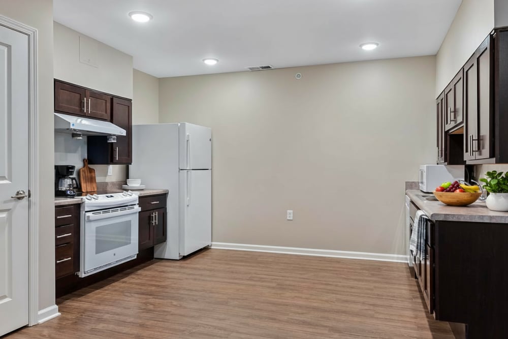 Furnished kitchen at Parker Glen in Champaign, Illinois