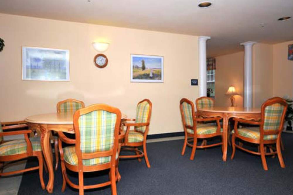 Community dining area at Village House in Sykesville, Maryland