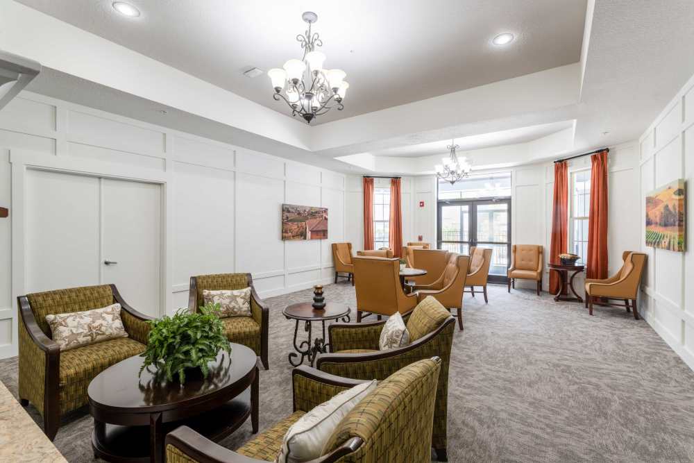 Cozy lobby at Merrill Gardens at Solivita Marketplace in Kissimmee, Florida. 