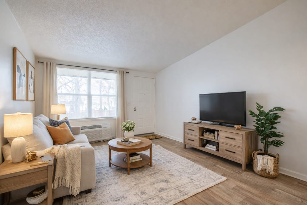 Livingroom at Timbercreek Apartments in Toledo, OH