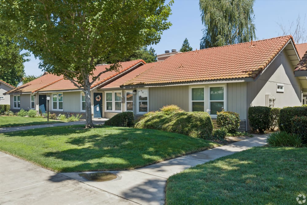 Front cottages at Walnut Woods in Turlock, California