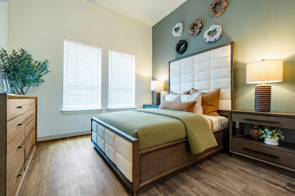 Bright, open bedroom with stylish decor at Seven17 Lehman in Houston, Texas