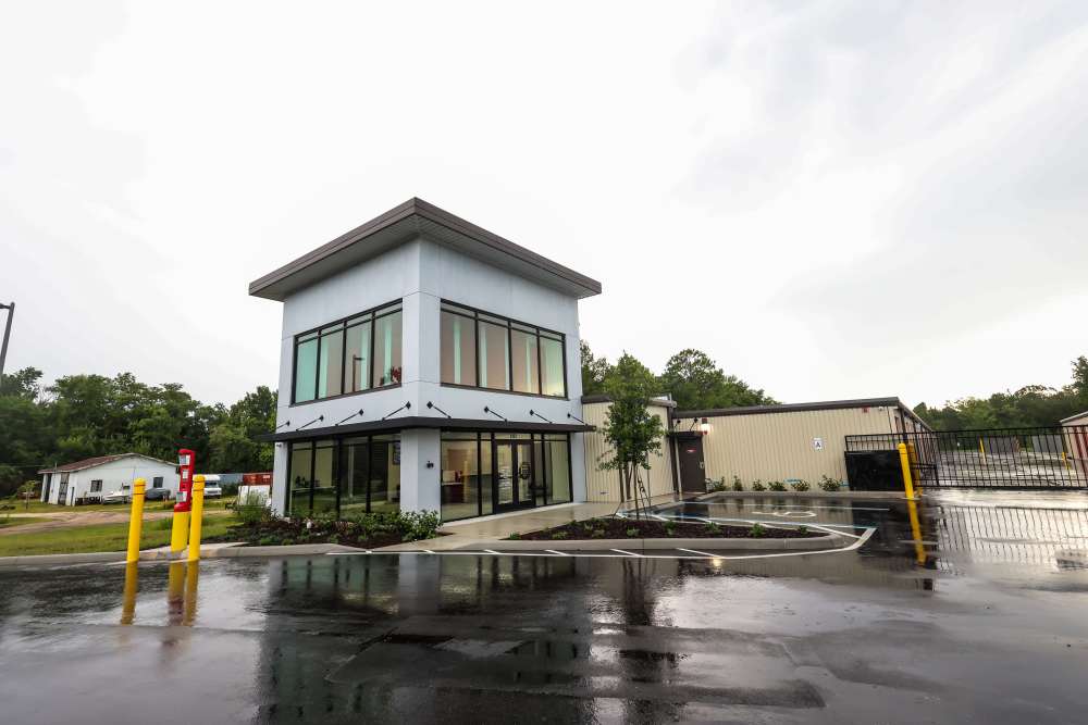 Modern Your Storage Units office and rental center at Your Storage Units Bunnell in Bunnell, Florida