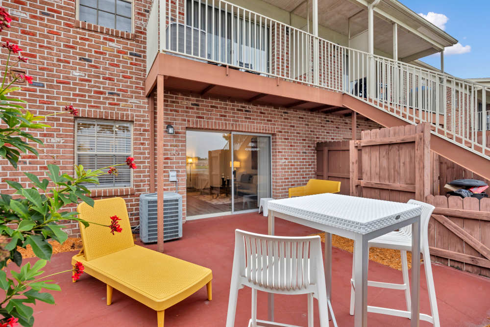 Carlton arms of winter haven patio
