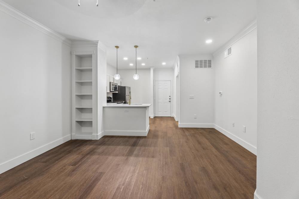 A1Q Apartment Home with Quartz Countertops and Premium Finishes