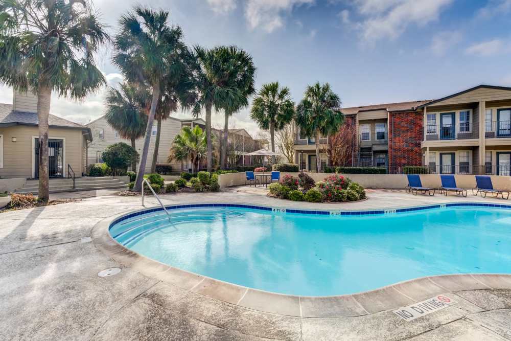 Swimming pool at The Flats at Veranda Ridge in Texas City, Texas.