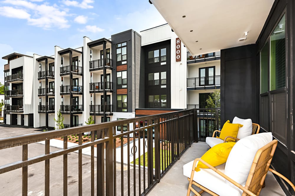 Private balcony at Olympus Preserve at Town Center in Jacksonville, Florida