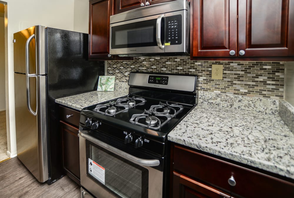Kitchen area at Ross Ridge Apartment Homes in Baltimore, Maryland