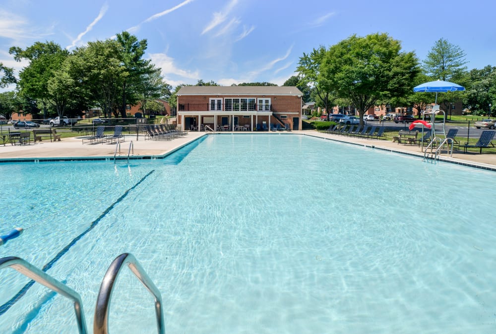 Swimming pool at The Preserve at Owings Crossing Apartment Homes in Reisterstown, Maryland