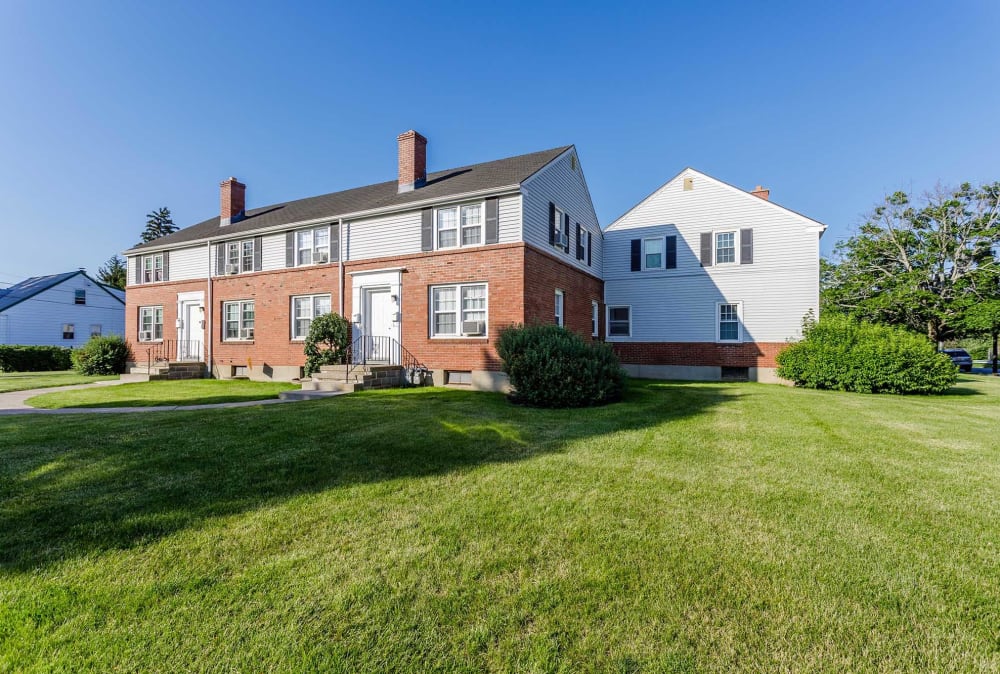 Exterior building at Park Place Townhomes in Buffalo, New York