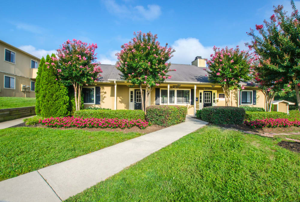 Exterior at Wexford Apartment Homes in Charlotte, North Carolina