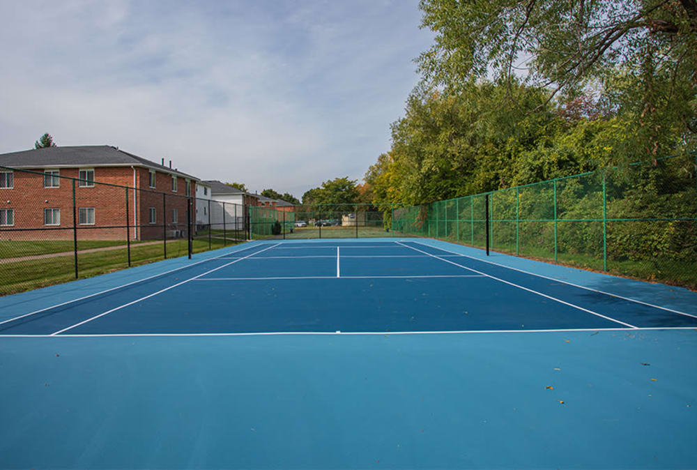 Sports court at Waverlywood Apartments & Townhomes in Webster, New York