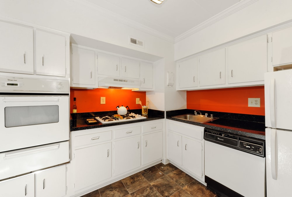 Apartment kitchen at The Reserve at Greenspring in Baltimore, Maryland