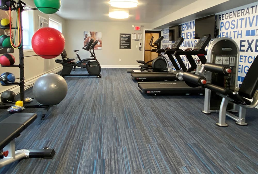 Fitness center at Hyde Park Apartment Homes in Bellmawr, New Jersey