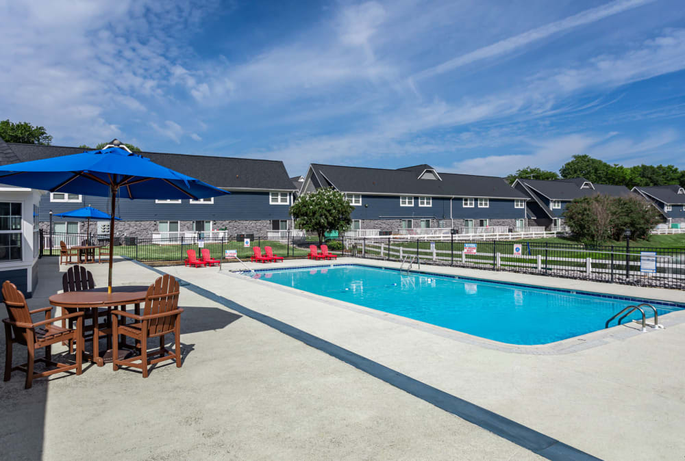 Beautiful blue sky with a luxurious pool Mallards Landing Apartment Homes in Nashville, Tennessee