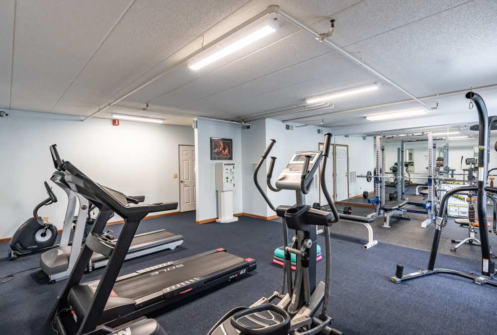 Fitness center at Vantage Pointe West Apartment Homes in Cincinnati, Ohio