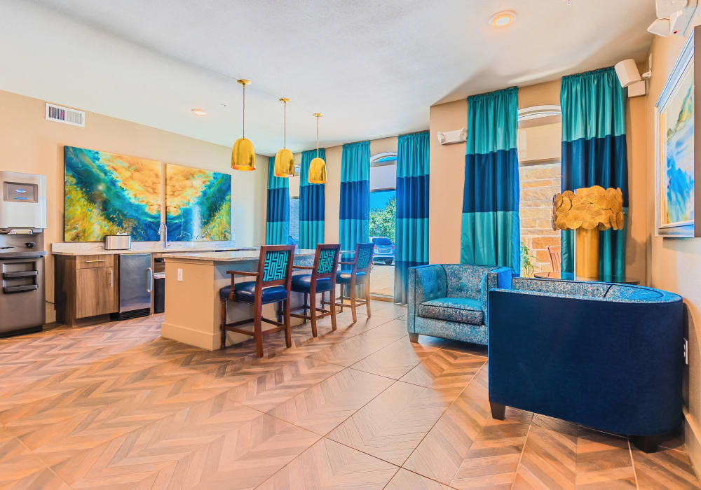 Bright, spacious resident lounge at Atlas Point at Prestonwood in Carrollton, Texas.
