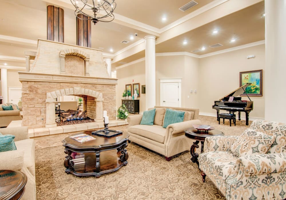 Elegant dining room at Village on the Park Bentonville in Bentonville, Arkansas