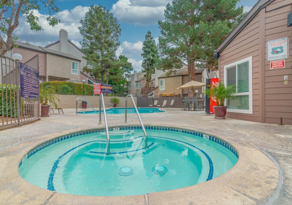 Large hot tub at Canyon Crest Views Apartments apartment homes in Riverside, California