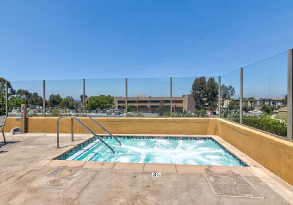 Hot tub at Solterra in San Diego, California