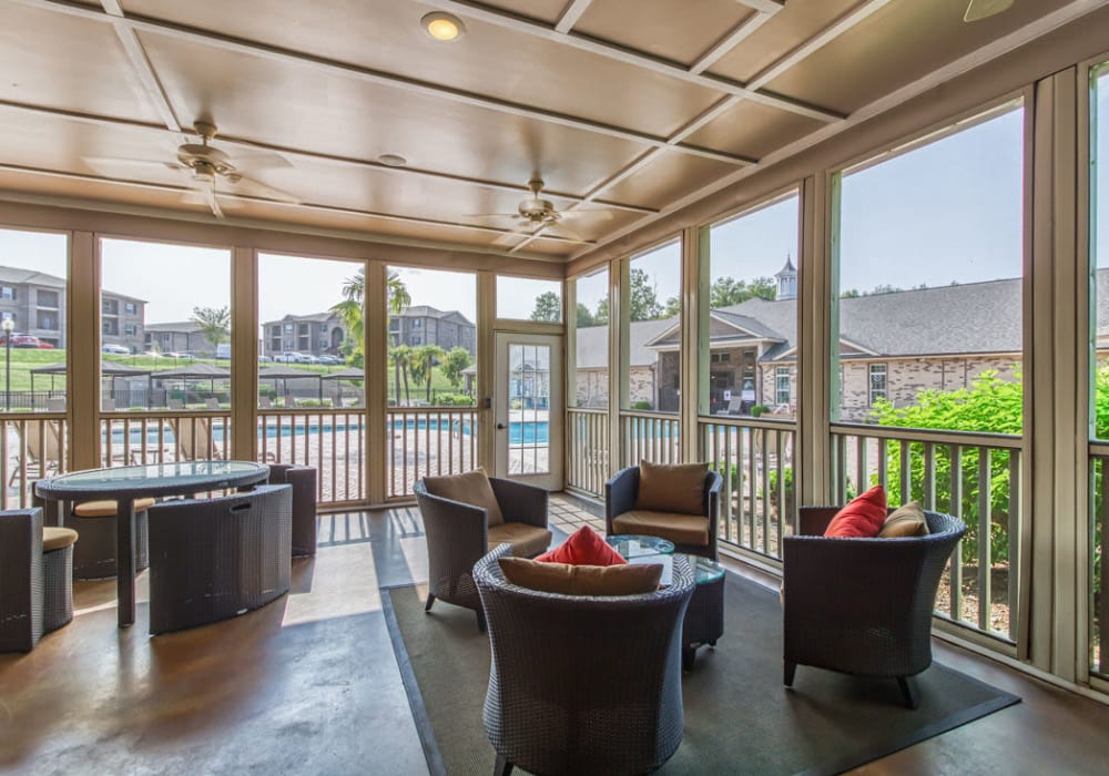 Outdoor lounge at Heron Pointe in Nashville, Tennessee